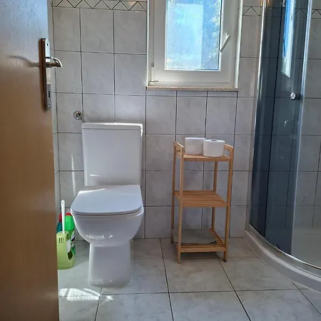 Mama Rogoznica (Sibenik-Knin)