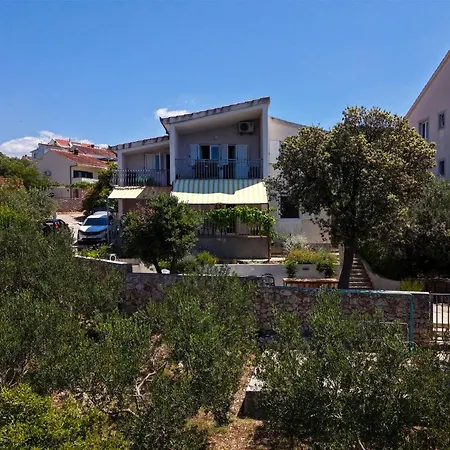 Apartament Mama *