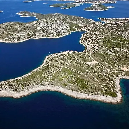 Mama Rogoznica (Sibenik-Knin)